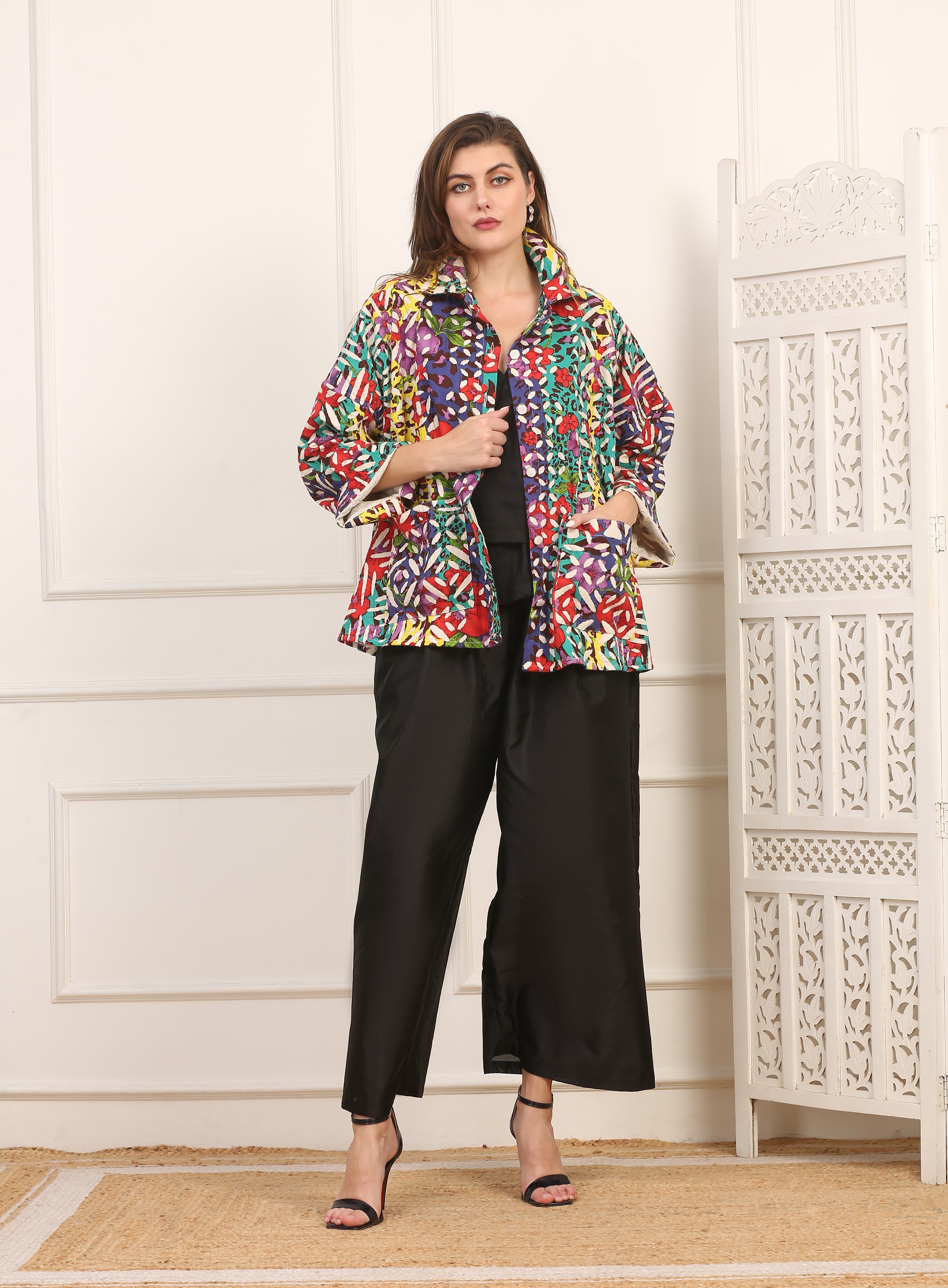 Giacca Corta in Cotone Multicolor con Stampa Geometrica