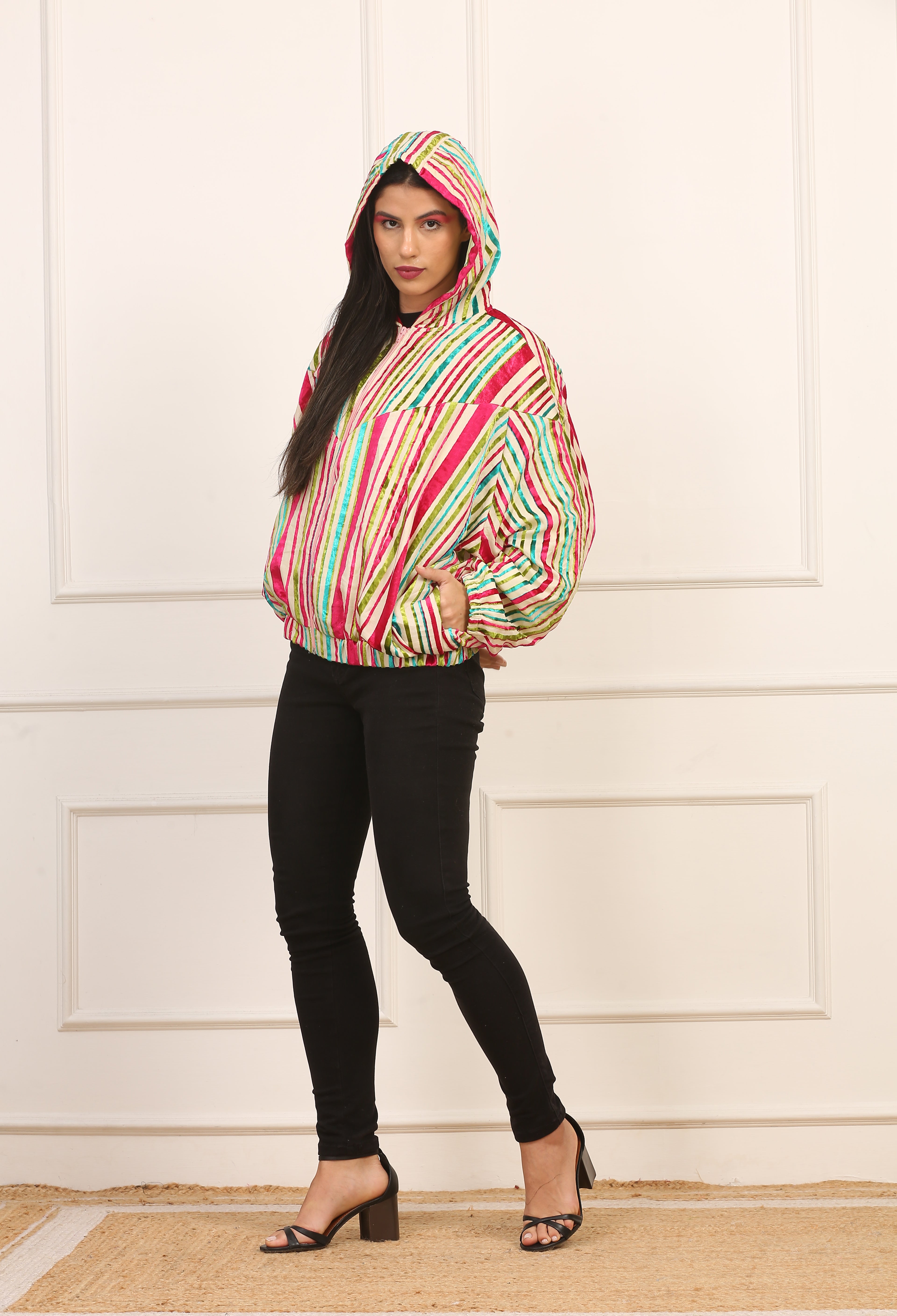 Giubbino con Cappuccio in Vellutino Multicolor a Righe