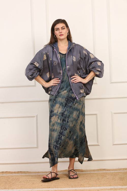 Giubbino con Cappuccio in Seta Shibori Viola con Motivi Geometrici