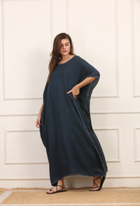 Kaftano Versatile in Cotone Blu con Bordi Sfrangiati