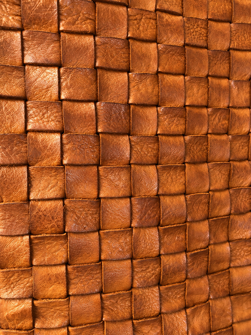 Borsa intrecciata cognac in pelle