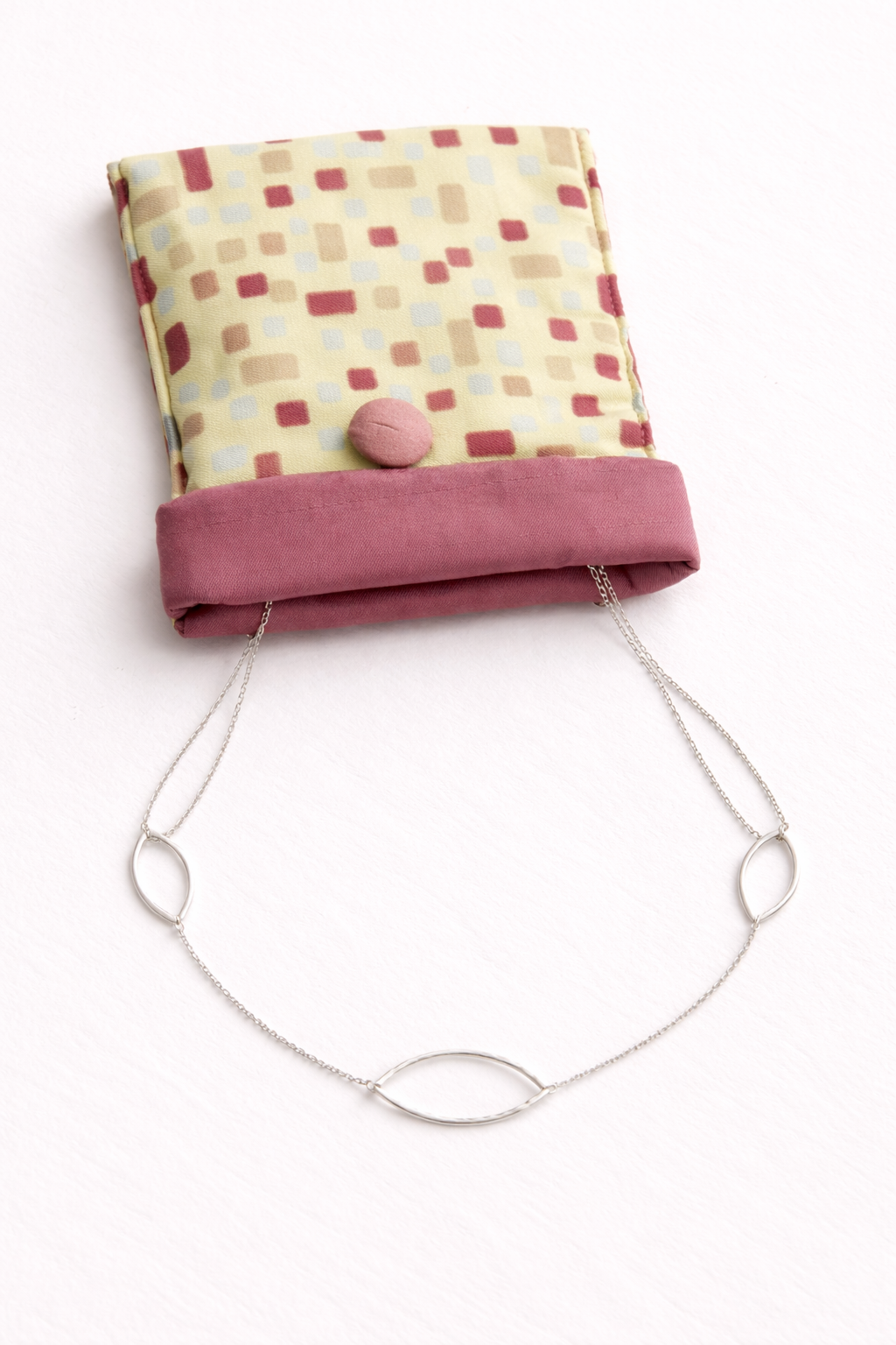 Collana con Elementi Ovali Bagnata in Argento