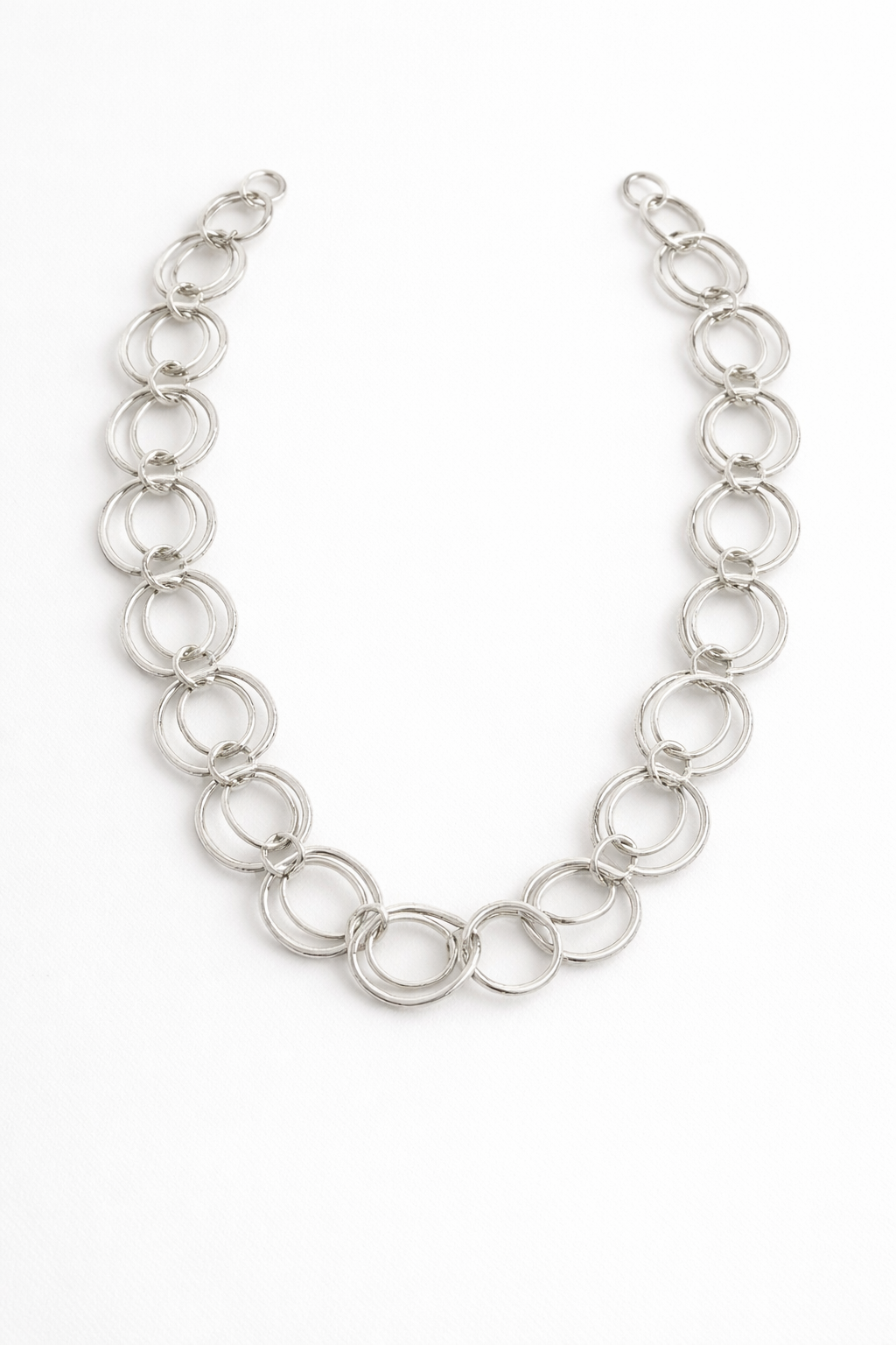 Collana di Anelli Bagnata in Argento